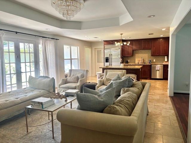 729 Camelot, Hunters Creek Village, TX 77024