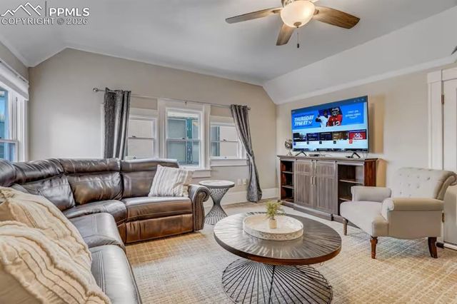 6 Boulder Crescent Street, Colorado Springs, CO 80903