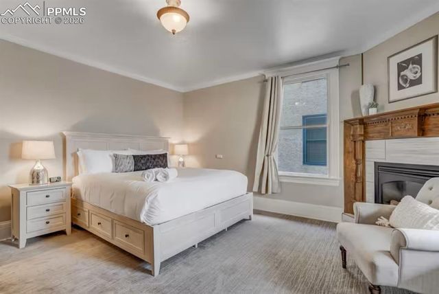 6 Boulder Crescent Street, Colorado Springs, CO 80903