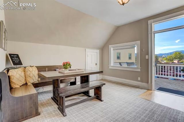 6 Boulder Crescent Street, Colorado Springs, CO 80903