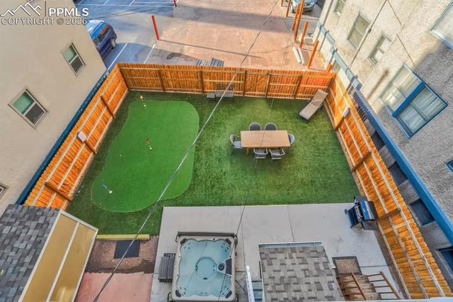 6 Boulder Crescent Street, Colorado Springs, CO 80903