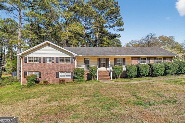 156 Blake Lane, Ellenwood, GA 30294