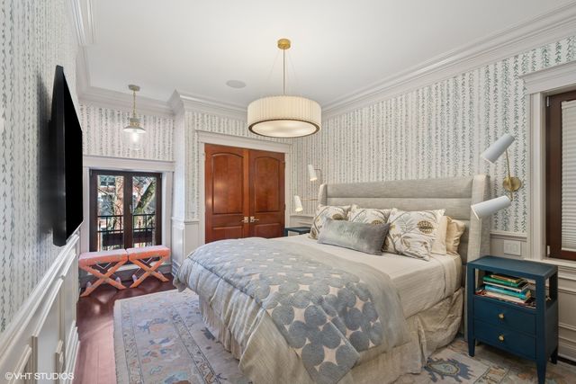 1934 N Bissell Street, Chicago, IL 60614