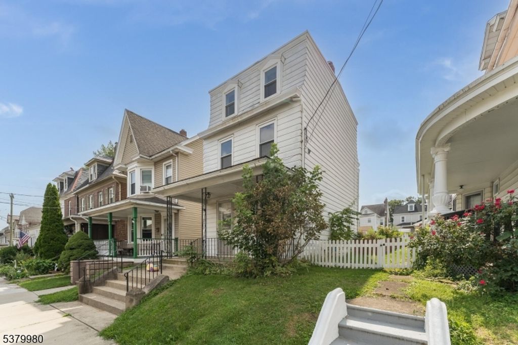 164 Summit Ave, Phillipsburg Town, NJ 08865