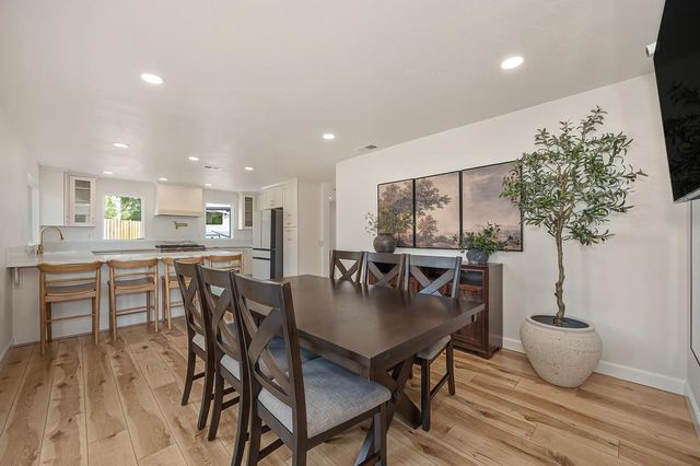 1115 Vickrey Ct, Rio Linda, CA 95673