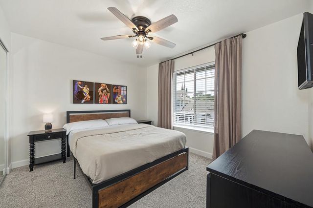 1115 Vickrey Ct, Rio Linda, CA 95673