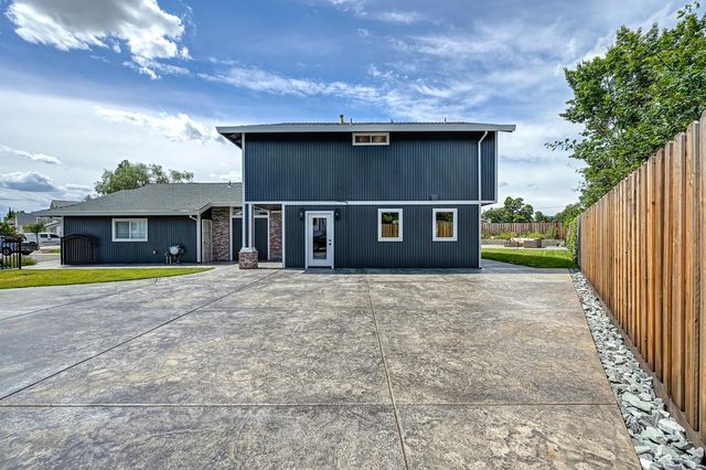 1115 Vickrey Ct, Rio Linda, CA 95673