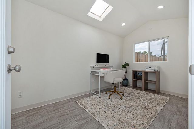 1115 Vickrey Ct, Rio Linda, CA 95673