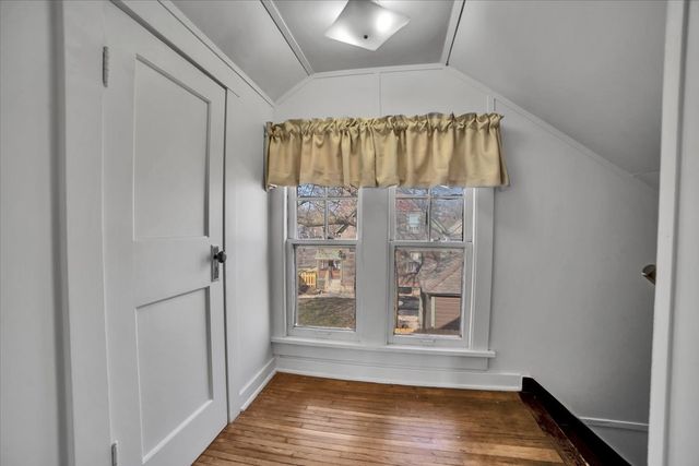 257 W Illinois Avenue, Aurora, IL 60506