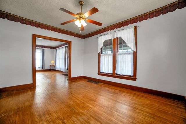 257 W Illinois Avenue, Aurora, IL 60506