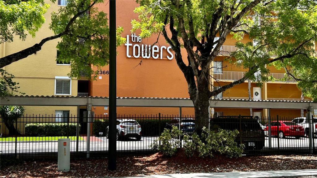 2366 E MALL DRIVE 313, Fort Myers, FL 33901