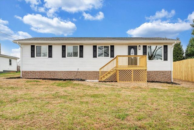 30 Grayson ST, Rocky Mount, VA 24151