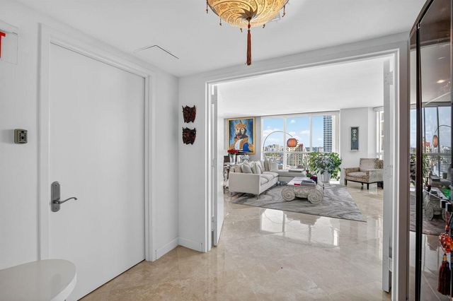 101 S Fort Lauderdale Beach Boulevard 1706, Fort Lauderdale, FL 33316