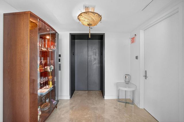 101 S Fort Lauderdale Beach Boulevard 1706, Fort Lauderdale, FL 33316