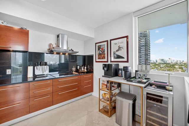 101 S Fort Lauderdale Beach Boulevard 1706, Fort Lauderdale, FL 33316