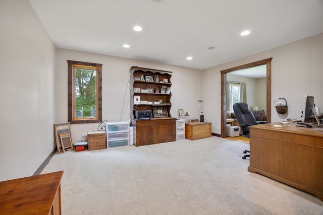 0N555 Pondview Court, Maple Park, IL 60151