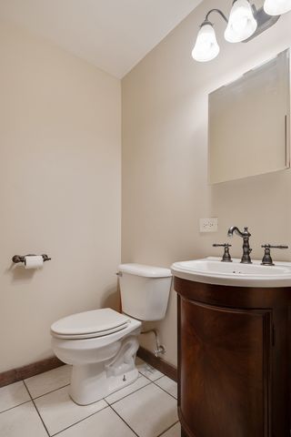 0N555 Pondview Court, Maple Park, IL 60151