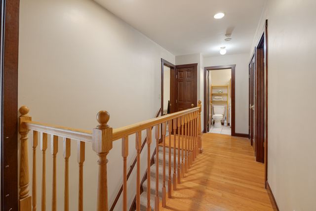 0N555 Pondview Court, Maple Park, IL 60151