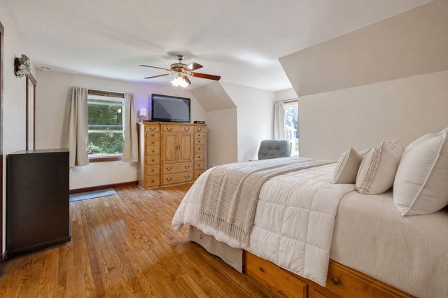 0N555 Pondview Court, Maple Park, IL 60151