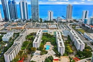 16919 N Bay Rd 115, Sunny Isles Beach, FL 33160