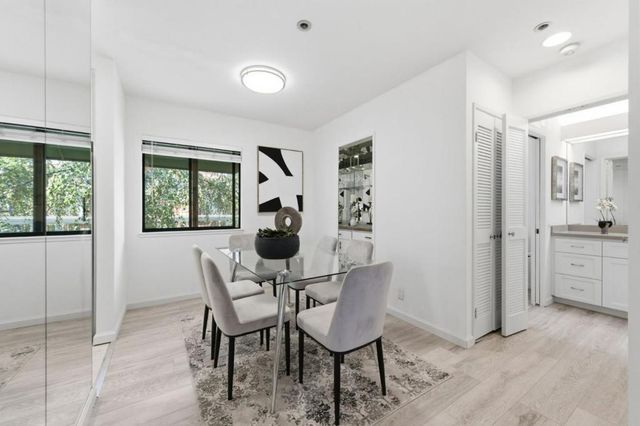 4250 El Camino Real A305, Palo Alto, CA 94306