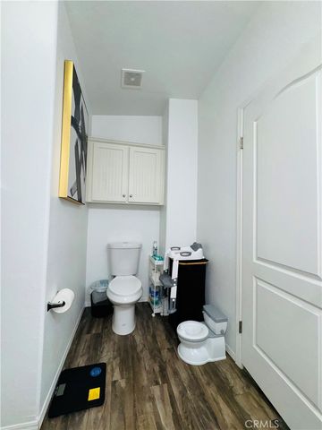 2851 S La Cadena Drive 125, Colton, CA 92324