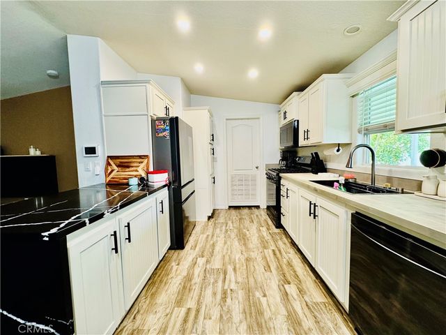 2851 S La Cadena Drive 125, Colton, CA 92324