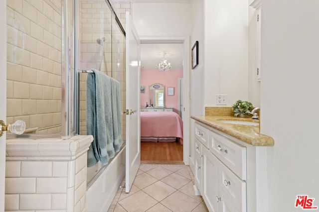 1117 Viscano Drive, Glendale, CA 91207