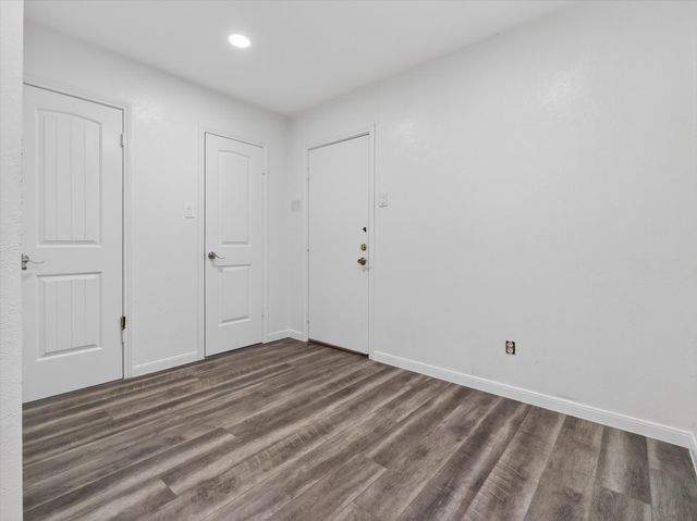 3209 Broken Arrow Road, Denton, TX 76209