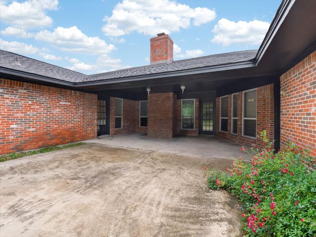 3209 Broken Arrow Road, Denton, TX 76209