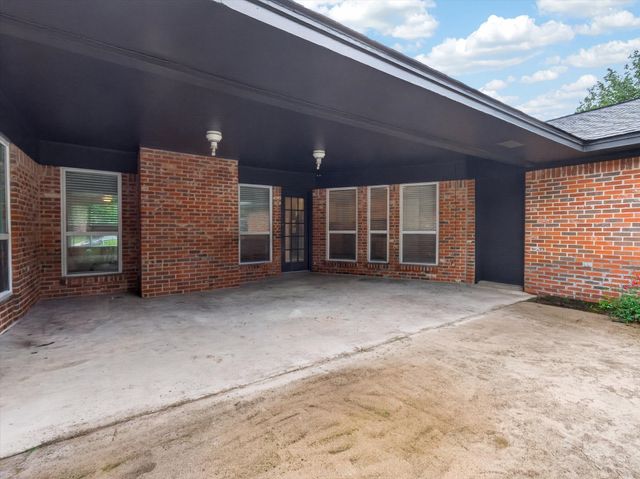 3209 Broken Arrow Road, Denton, TX 76209
