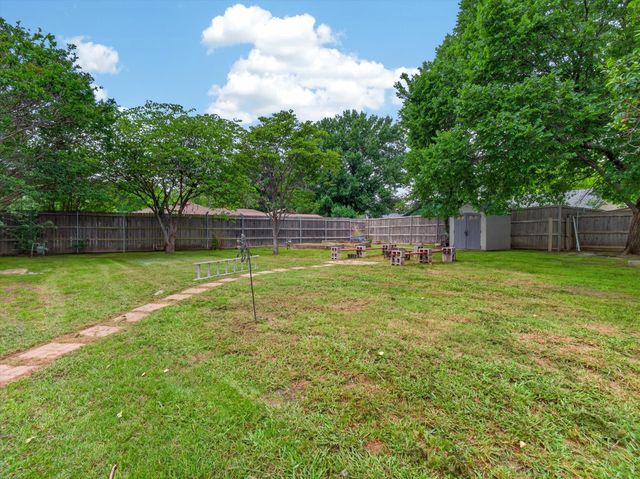 3209 Broken Arrow Road, Denton, TX 76209