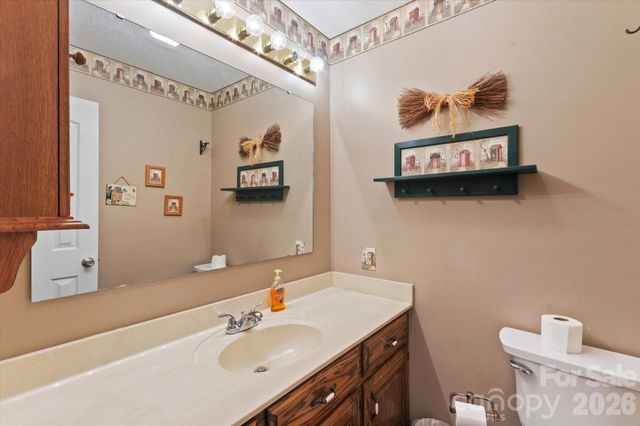 295 Cobblestone Drive, Marion, NC 28752