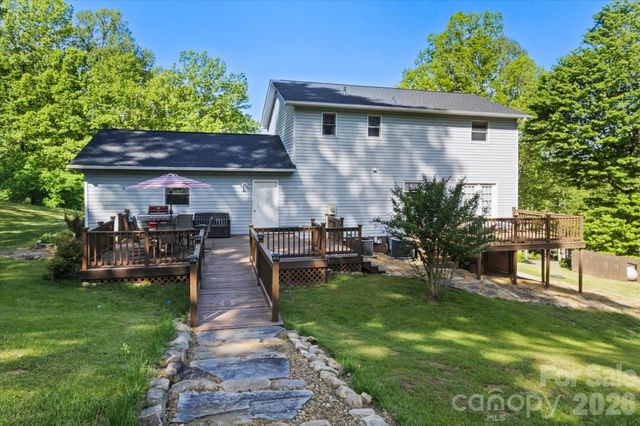 295 Cobblestone Drive, Marion, NC 28752