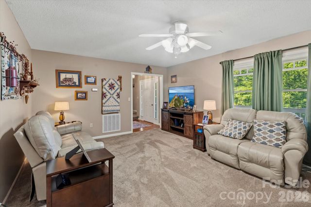 295 Cobblestone Drive, Marion, NC 28752