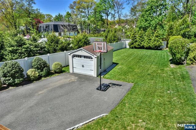 23 Airmount Avenue, Ramsey, NJ 07446