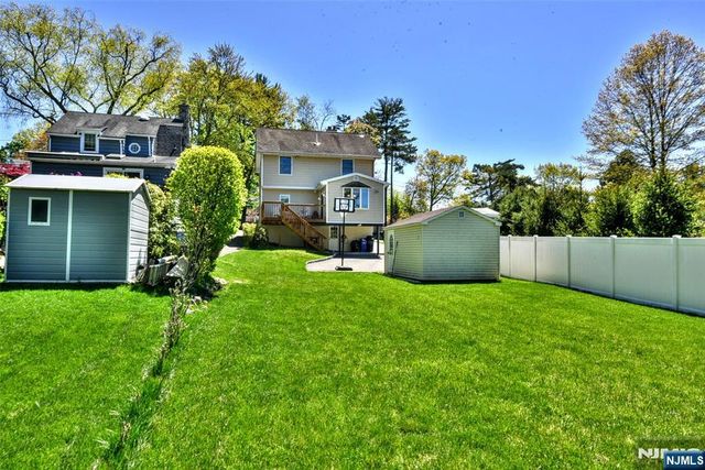 23 Airmount Avenue, Ramsey, NJ 07446