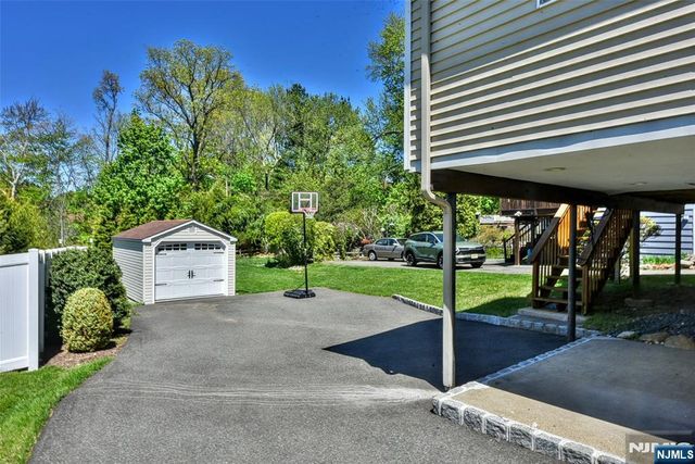 23 Airmount Avenue, Ramsey, NJ 07446