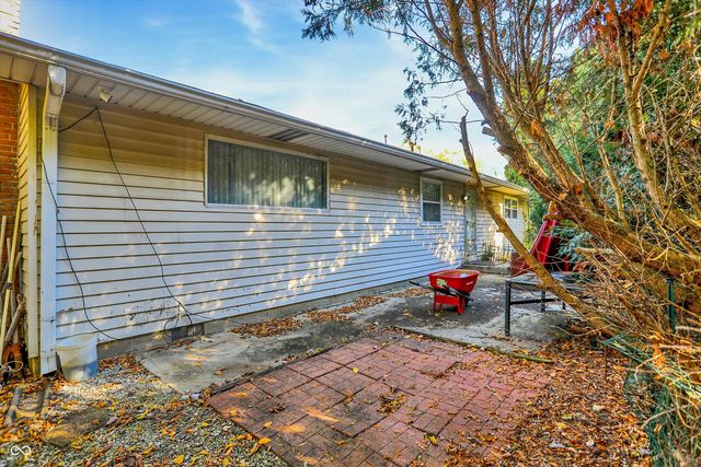 8345 Laughlin Drive, Indianapolis, IN 46219