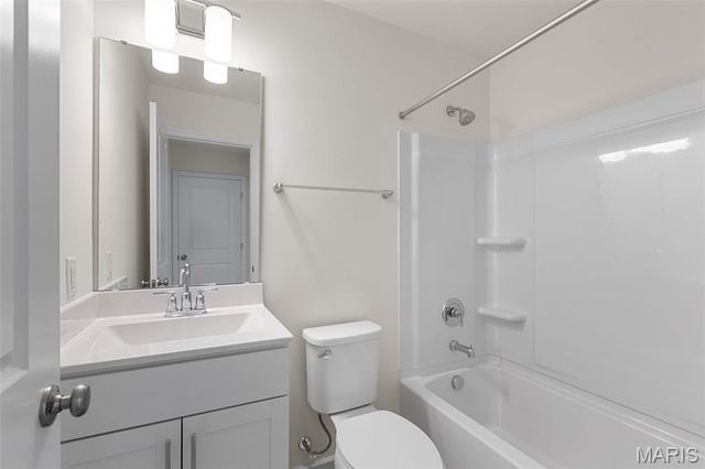 358 Fall Harvest Parkway, O'fallon, MO 63385