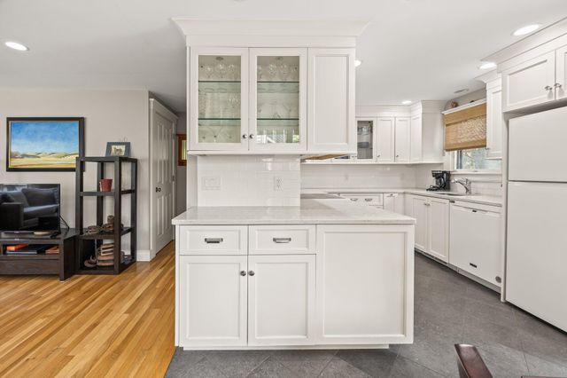 10 Seashore Park Drive Unit GG, Provincetown, MA 02657