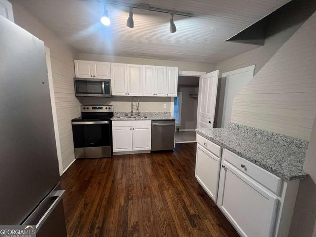 21 Quarry Street, Gainesville, GA 30501