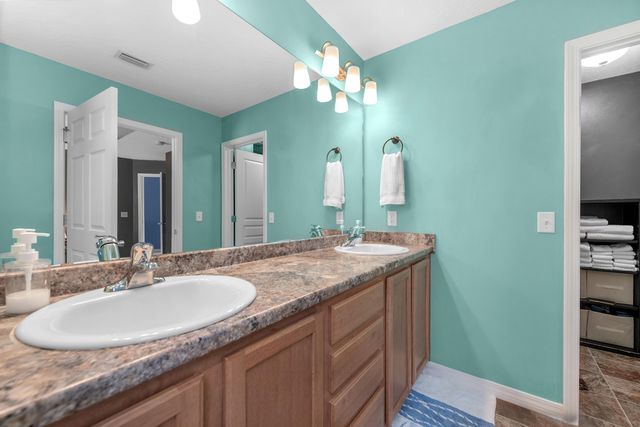 2628 Salamanca St Street, Navarre, FL 32566