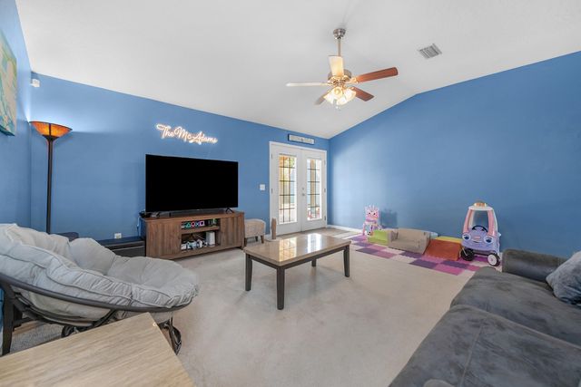 2628 Salamanca St Street, Navarre, FL 32566