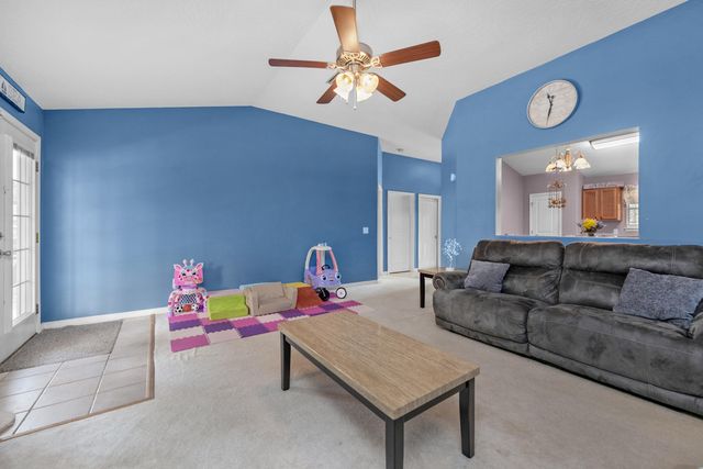 2628 Salamanca St Street, Navarre, FL 32566