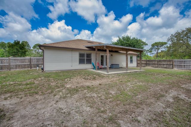 2628 Salamanca St Street, Navarre, FL 32566