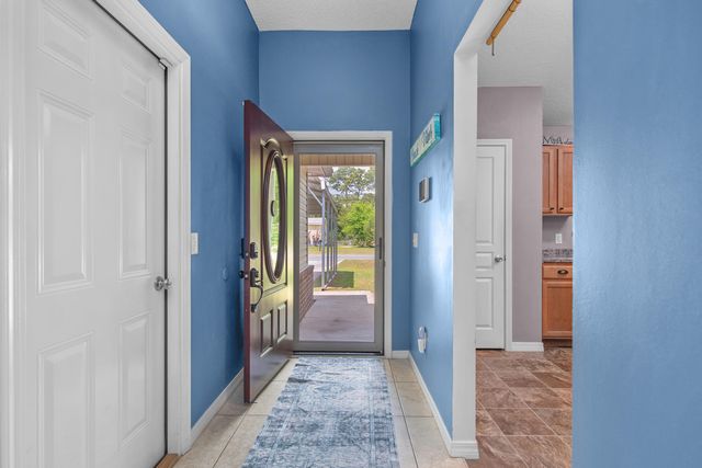2628 Salamanca St Street, Navarre, FL 32566