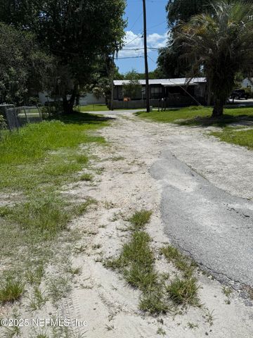10262 ASTRONAUT Court, Jacksonville, FL 32225