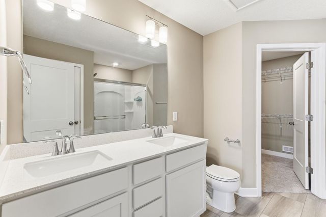 7225 Bay Drive, Lino Lakes, MN 55038