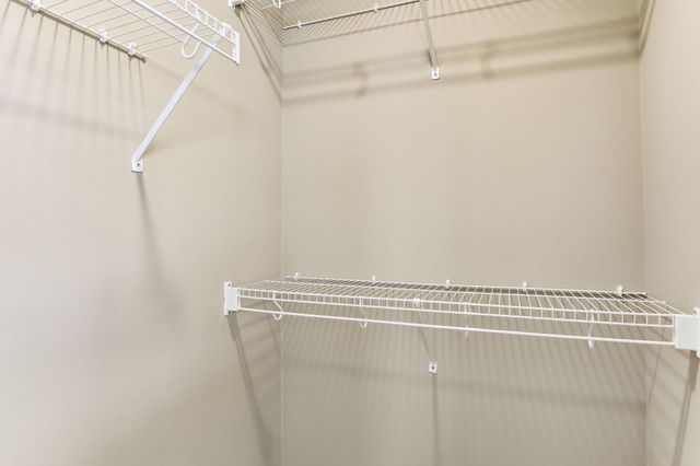 7225 Bay Drive, Lino Lakes, MN 55038